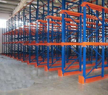 Dispositivo de garaje personalizado en estantes de paletas, sistema de estantes de paletas de fábrica
