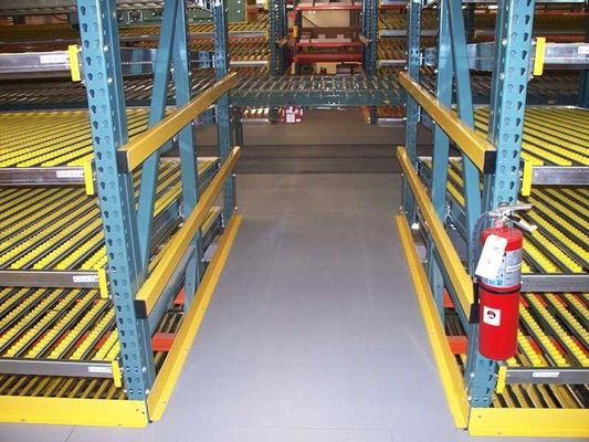 Sistema de flujo de cartón de gravedad de almacén, estantes de flujo de paletas con rodillos